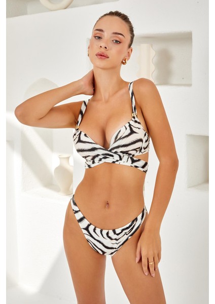 Lapieno 4236 Dolgulu Bağlama Detaylı Bikini