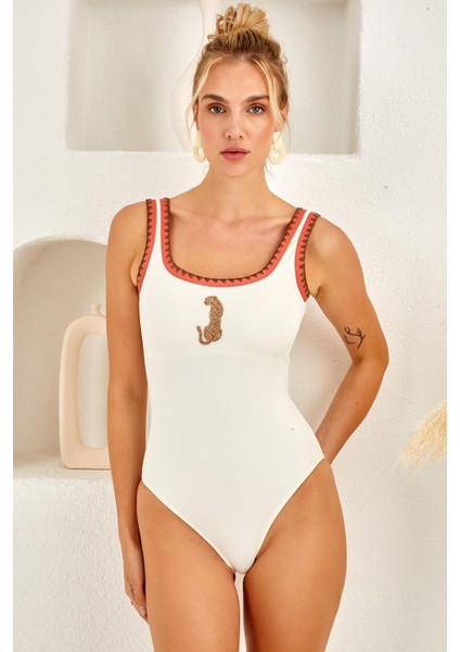 Lapieno 4149 Nakış Detaylı Yuvarlak Yaka Mayo