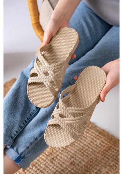 Kaymaz Tabanlı Airblow Banyo Balkon Plaj Sokak Terlik