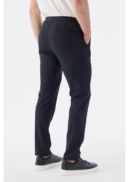 Siyah Comfort Fit Lastikli Spor Pantolon fırsatları