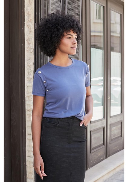 Kadın Kaliteli Modal Kumaş Sıfır Yaka Düğme Aksesuarlı Kısa Kol T-Shirt Bluz-Indigo modelleri