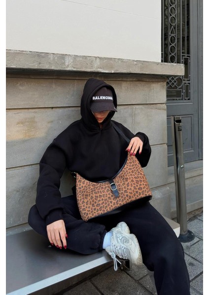 Marilla Süet Vintage Omuz Çantası Leopar Desen