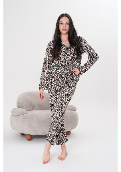 Pamuklu Düğmeli Gömlek Yakalı Pijama Takım Leopar Baskılı