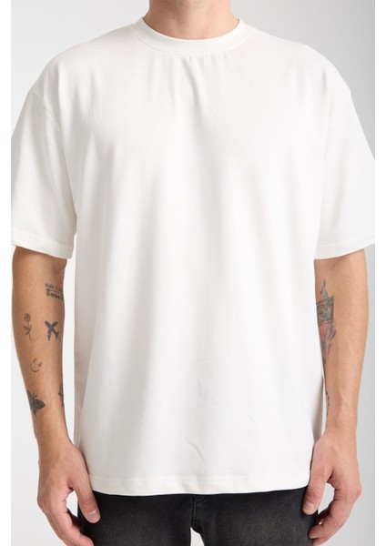 Iki Iplik Kumaş Pamuklu Bisiklet Yaka Basic Oversize Erkek T-Shirt - Ekru fiyatları