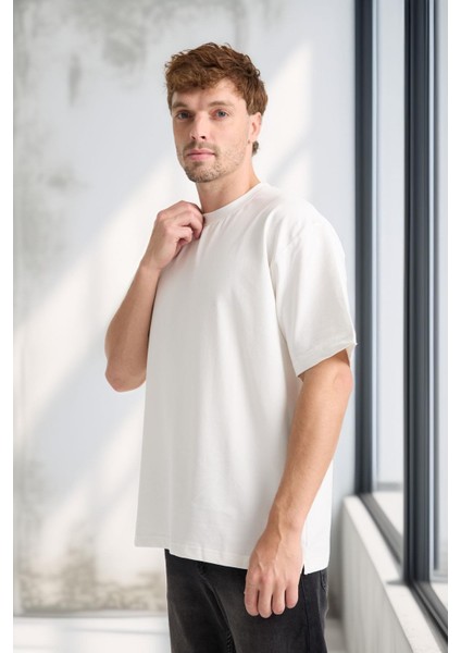 Iki Iplik Kumaş Pamuklu Bisiklet Yaka Basic Oversize Erkek T-Shirt - Ekru fırsatları