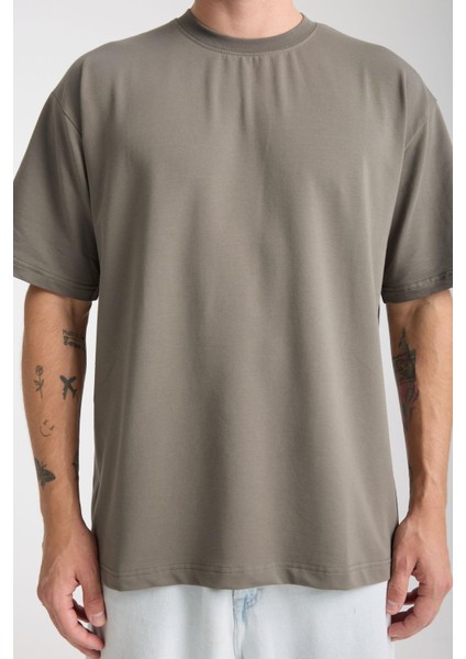 Iki Iplik Kumaş Pamuklu Bisiklet Yaka Basic Oversize Erkek T-Shirt - Kapari fiyatları