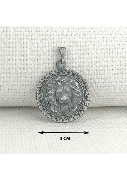 925 Ayar Gümüş Aslan Kabartmalı Kolye Ucu modelleri