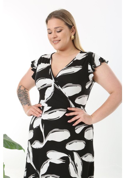 Kadın Siyah Beyaz Soyut Desen Fırfır Kol Kruvaze Yaka Büyük Beden Maxi Elbise indirimleri