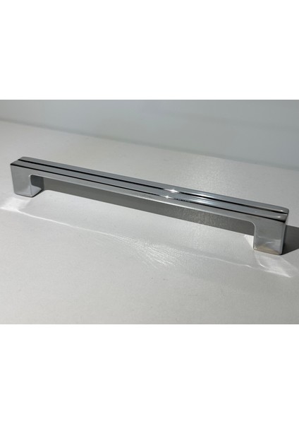 Parlak Krom Mobilya Kulp. (160 Mm). Minimum Satış Adedi 6'dır.