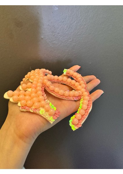 13X13 cm Pembe Boncuklu Tasarım Arma Dikiş Aplike fiyatları