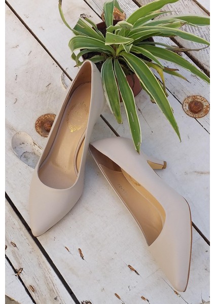 Nish N324 Kadın Hakiki Deri Alçak Topuklu Klasik Stiletto Ayakkabı