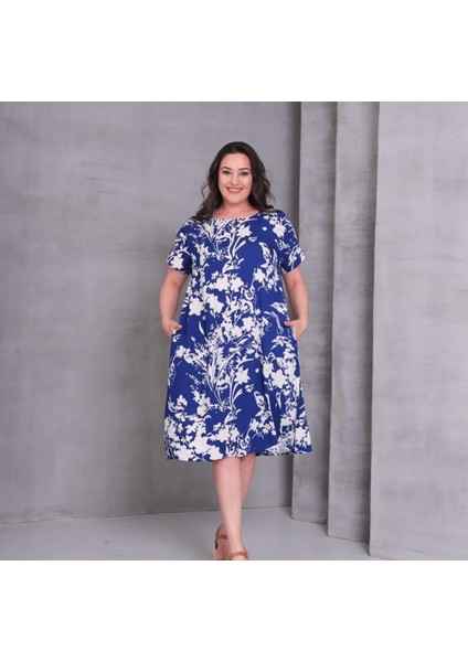 Kadın Büyük Beden Yuvarlak Yaka Çiçek Desenli Pamuk Elbise Mavi Beyaz modelleri