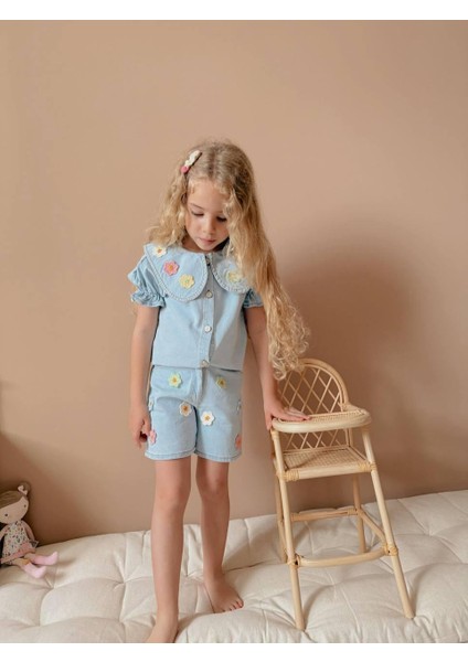 Denim Kumaş Çiçekli Şortlu Kız Çocuk Takım