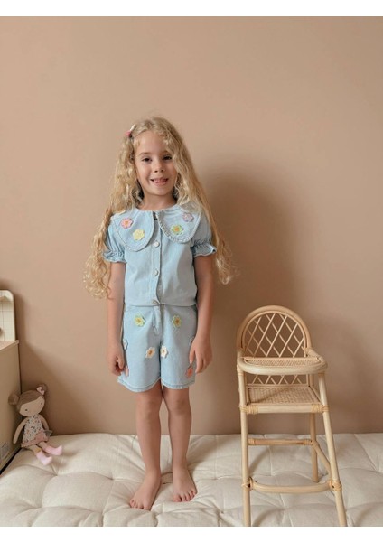 Denim Kumaş Çiçekli Şortlu Kız Çocuk Takım