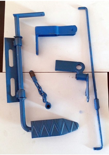 Ford 3000-3600 Traktör Ayak Gaz Tertibatı ( Demir ) modelleri