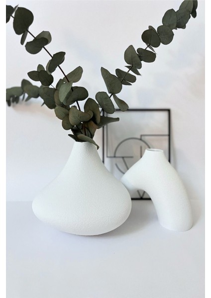 Nari Beyaz Renk Modern Dekoratif Vazo – Organik Formlu, Minimalist ve Zarif Tasarım indirimleri