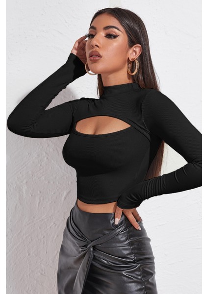 Kadın Siyah Göğüs Dekolteli Uzun Kollu Cut Out Crop Top Bluz