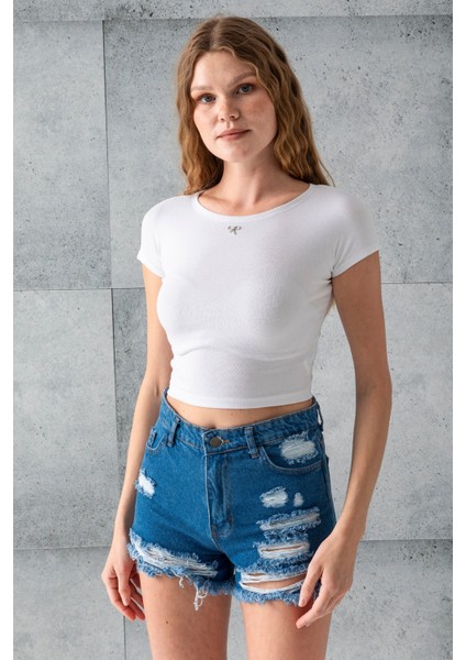 Kadın Bisiklet Yaka Fiyonk Aksesuarlı Crop T-Shirt Beyaz - 25805 fırsatları
