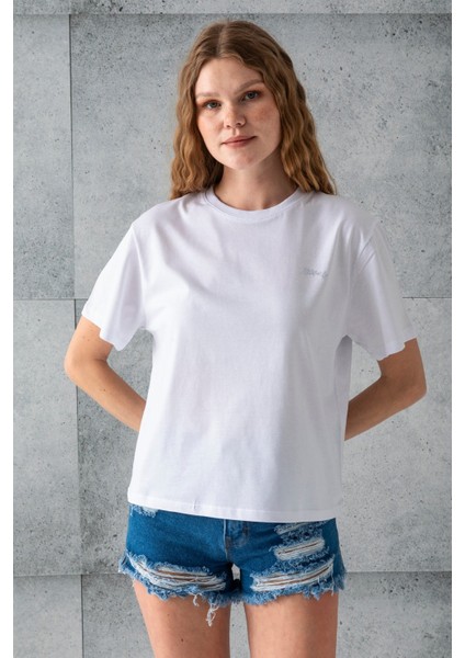 Kadın Bisiklet Yaka Taş Baskılı Pamuklu T-Shirt Beyaz - 925023 modelleri