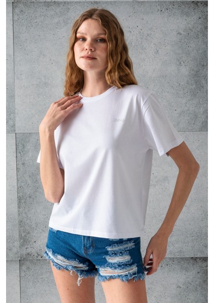 Kadın Bisiklet Yaka Taş Baskılı Pamuklu T-Shirt Beyaz - 925023 indirimleri