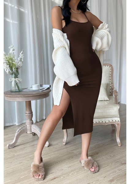 Kadın Kahverengi Yırtmaçlı Diz Altı Vücüdu Saran Gecelik indirimleri