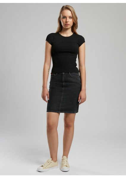 Bisiklet Yaka Düz Siyah Kadın T-Shirt 252 Lcf 242015 Rosa Siyah