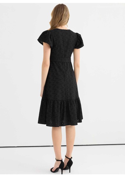 O Yaka Desenli Siyah Standart Kadın Elbise 25YSL7622