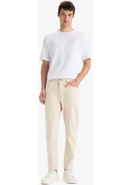 %100 Pamuk 90's Slim Fit Dar Kalıp Yüksek Bel Dar Paça Jean Pantolon E1370AX25SM modelleri