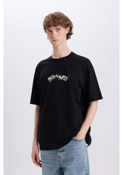 %100 Pamuk Rick and Morty Boxy Fit Bisiklet Yaka Sırt Baskılı Kısa Kollu Tişört E3268AX25SM fırsatları