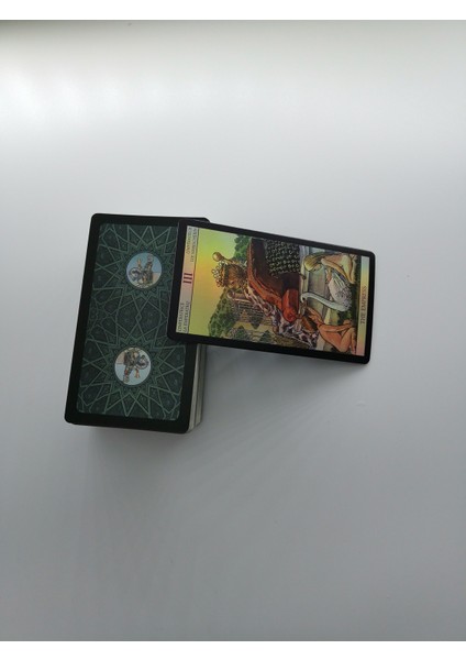 Gölge Stili En Popüler Waite Tarot Destesi ve Kılavuz Kitapçık - Başlangıçlar Için Kart Oyunu Takımı - Kart Oyunu Takımı - Board Kutsal Rehber Kitabı. (Yurt Dışından) fırsatları