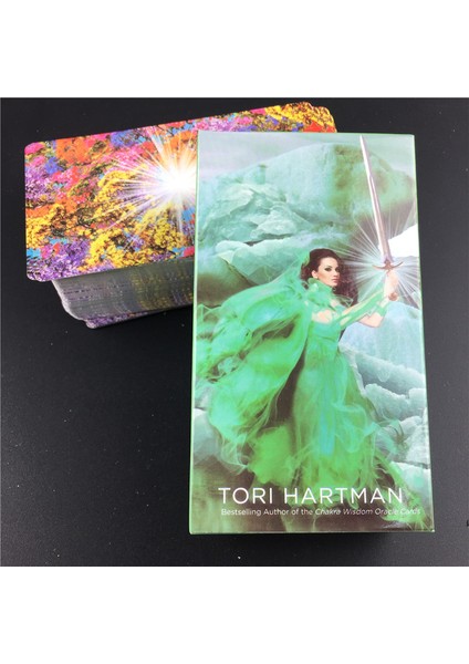 78 Adet TT54 Stili Chakra Bilgelik Tarot Kartları ve Illüstrasyonlu Rehber Kitap ile Güçlü Hayat Dönüştürücü Fal Bakımı (Yurt Dışından)