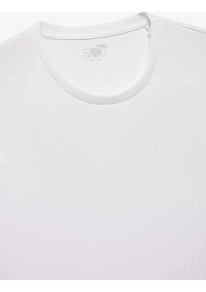 Kısa Kollu Regular Fit Bisiklet Yaka Arkası Baskılı Spor Tişört modelleri