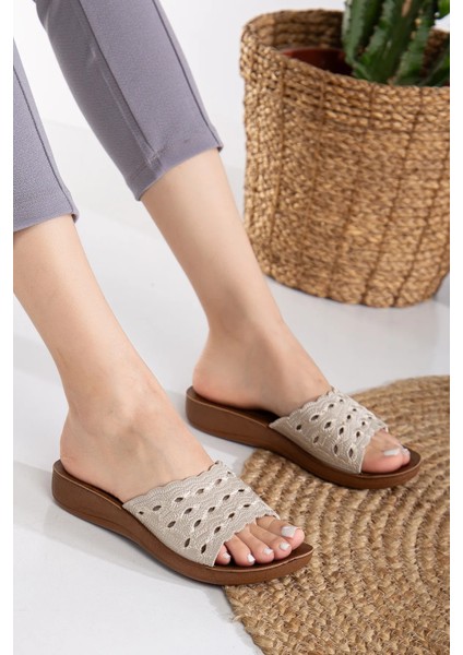 Kadın Dolgu Topuk Anatomik Terlik Siyah Günlük Terlik Rahat Hafif Şık Genç Anne Terlik fiyatları