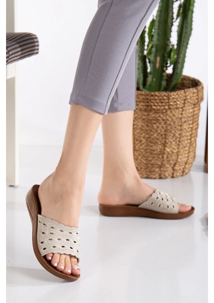 Kadın Dolgu Topuk Anatomik Terlik Siyah Günlük Terlik Rahat Hafif Şık Genç Anne Terlik modelleri