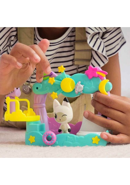 Gabby's Dollhouse Temalı Balkon Oyun Seti - Pandy Paws Dreamy Lookout