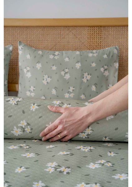 Daisy Dream Çift Kişilik Baskılı Pike 200 x 220 cm