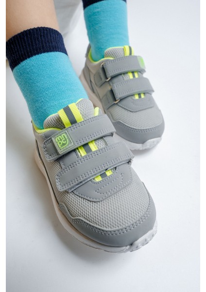 Erkek Çocuk Gri Spor Ayakkabı fırsatları