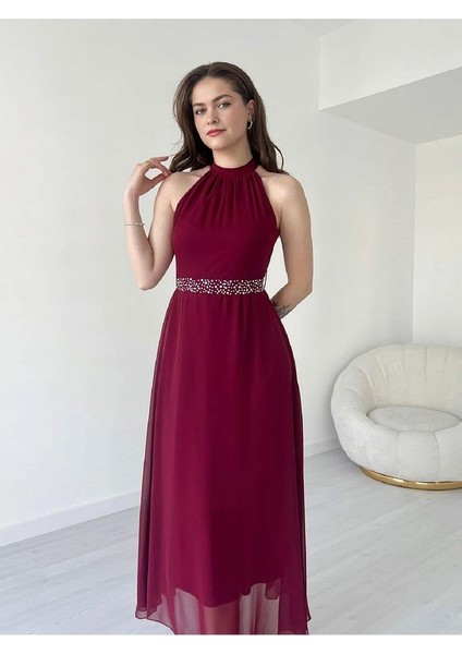Halter Yaka Kemeri Taşlı Midi Boy Şifon Elbise fırsatları
