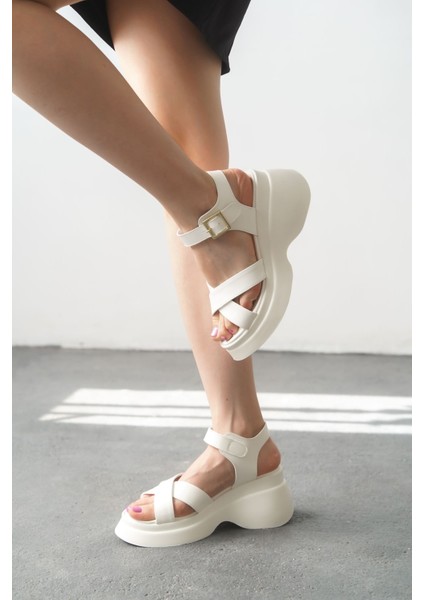 Kadın Nikita Kalın Tabanlı Sandalet - Beyaz fırsatları