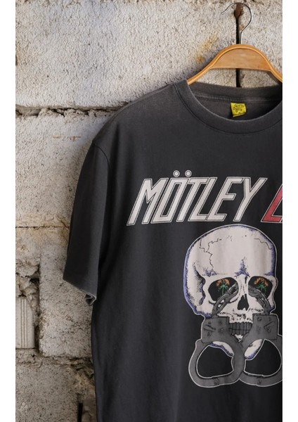 Mötley Crüe “tour 1983” Özel Tasarım Vintage Rock Tişört fırsatları