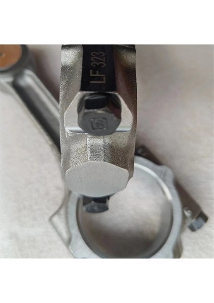 Kubota Bobcat V2403 V2203 V1100 V3307 17311-22010 Için Biyel (Yurt Dışından) indirimleri