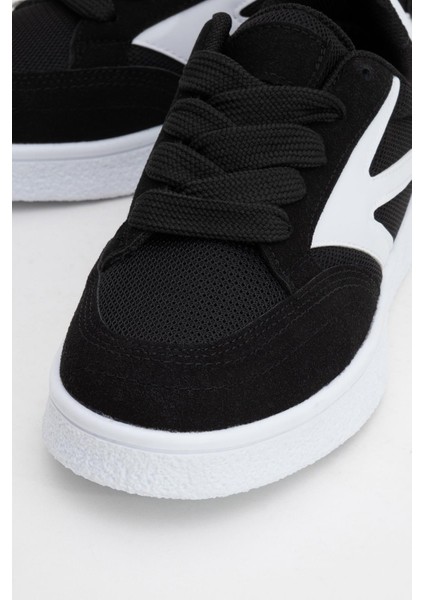 Kadın Anorak Spor Ayakkabı Siyah Beyaz modelleri