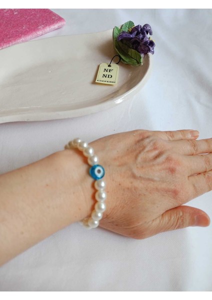 Inci Bileklik Nazar Boncuklu (Cam) Krem Renk Incili Boncuk Misina Ipli Esnek Hediye