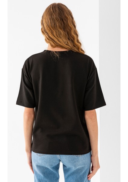 Kadın Bisiklet Yaka Kroche Aksesuarlı T-Shirt Siyah - 25779