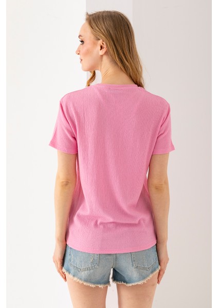 Kadın Bisiklet Yaka Kalp Nakışlı Bürümcük T-Shirt Pembe - 254427