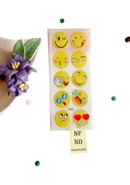Sticker Parlak Yapışkanlı Emojili Kız Erkek Çocuk Telefon Defter Dolap Ayna Sticker Hediye