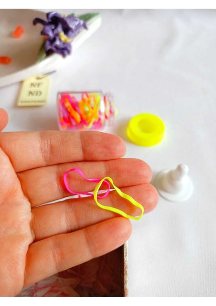 2 Adet Pembe Mavi Biberon Lastik Toka Renkli Örgü Perma Lastiği Kız Çocuk Hediye Oyuncak 80 Adet