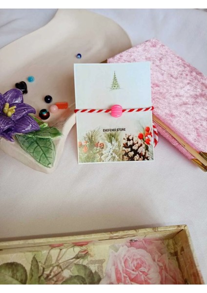 Fuşya Boncuklu Marteniçka Bileklik Şans Arkadaş Sevgili Eş Çocuk Hediye Bahar Bilekliği Kartlı modelleri