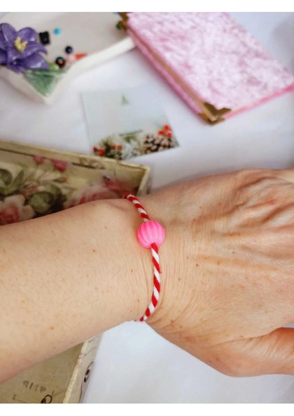 Fuşya Boncuklu Marteniçka Bileklik Şans Arkadaş Sevgili Eş Çocuk Hediye Bahar Bilekliği Kartlı fırsatları