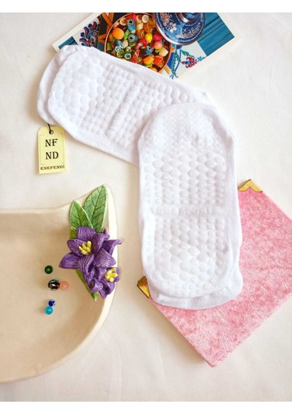 Yoga Çorap Pilates Tavaf Dikişsiz Kaymaz Silikon Taban Pamuklu Kadın Patik Çorabı Bilekte Beyaz fırsatları